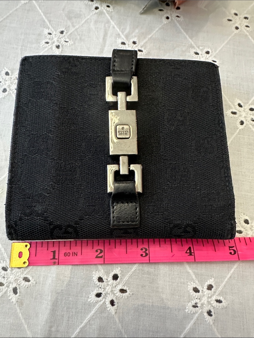 Gucci Black Jackie Leather Bifold Wallet with Embossed Logo - Picture 14 of 16